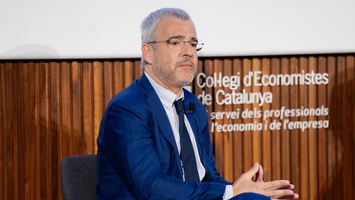 El presidente de Aena, Maurici Lucena, durante el acto del Col·legi d'Economistes.