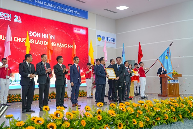 Thành tích đạt được 18