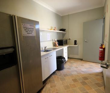 Room 8 for Rent in CBD Liverpool - Photo 2