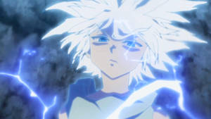 Personaggio anime con capelli bianchi circondato da fulmini blu. — X Sfondi