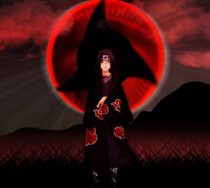 Anime-ninja i sort kappe med røde skyer stående foran et kæmpe rødt Sharingan-øje ved skumring.