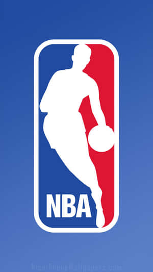 Logo NBA con silhouette bianca di un giocatore di basket su sfondo blu e rosso. — NBA Sfondi