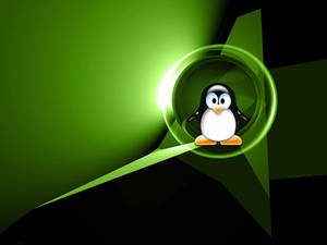 Linux pinguïn mascotte in een gloeiende groene portal op donkere achtergrond. — Linux Os Achtergronden