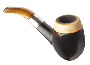 Une pipe classique avec un tuyau ambré et un fourneau sombre montrant des signes d'utilisation. — Image Fonds d'écran